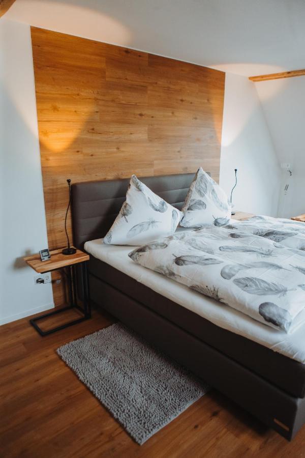 "Reh"-Sidenz Moselschleife Apartment Лайвен Екстериор снимка